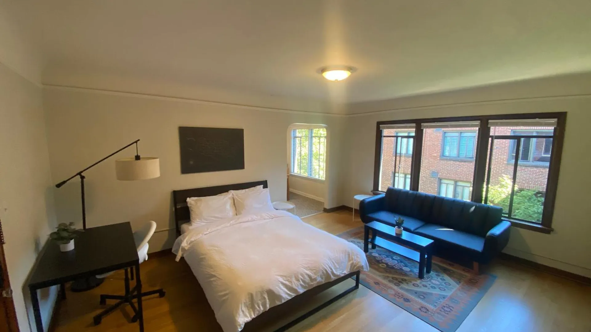 Furnished Apartments - Climate Pledge Arena Next Door location
