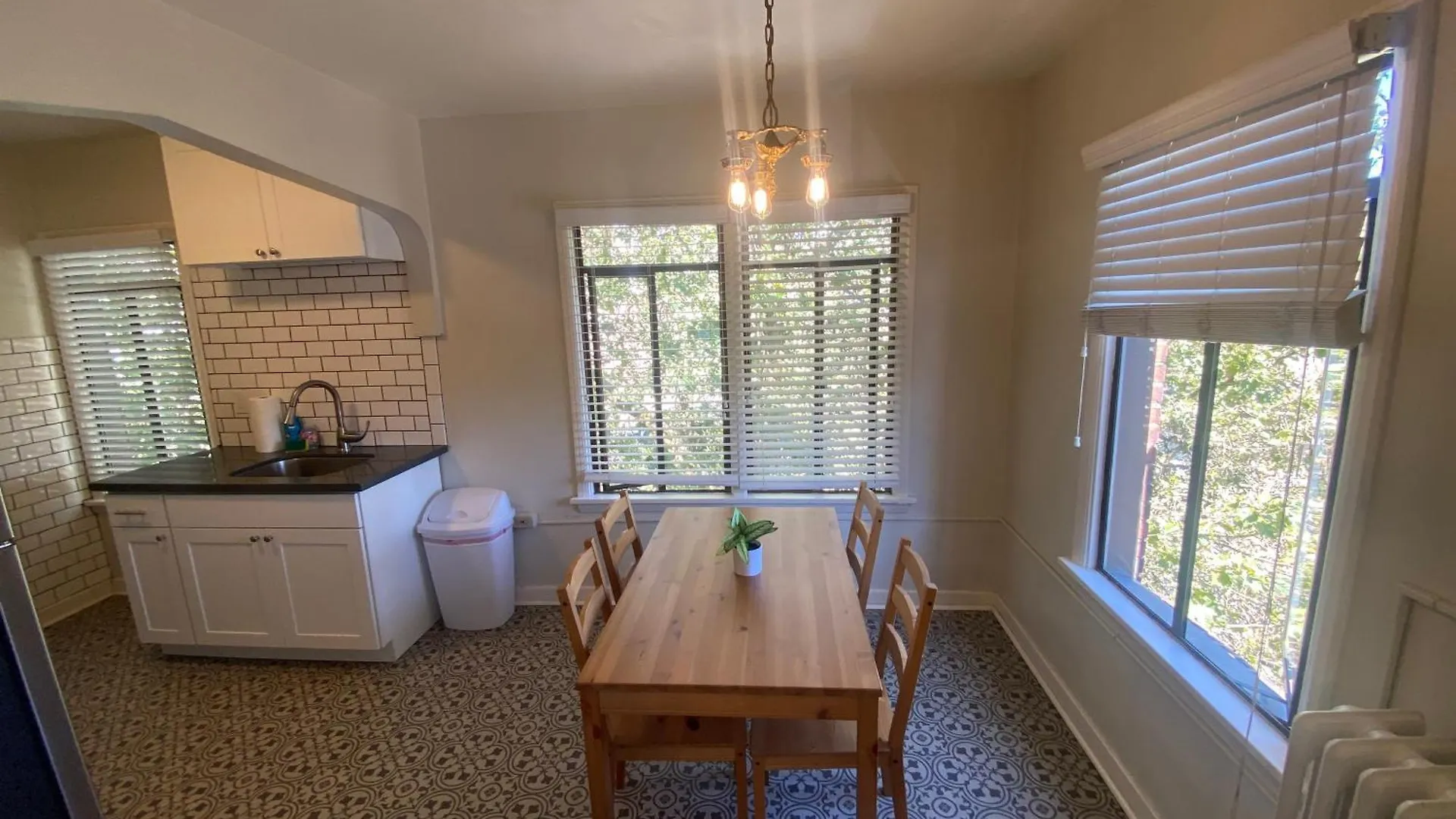 Furnished Apartments - Climate Pledge Arena Next Door Seattle